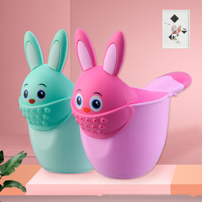 Children's shampoo shower spoon